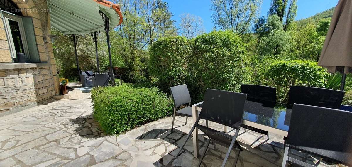 Maison à SAINT-ANTONIN-NOBLE-VAL