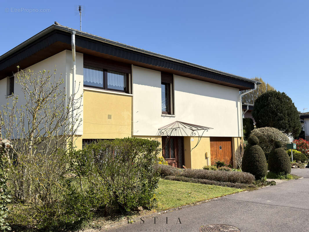 Maison à SEICHAMPS