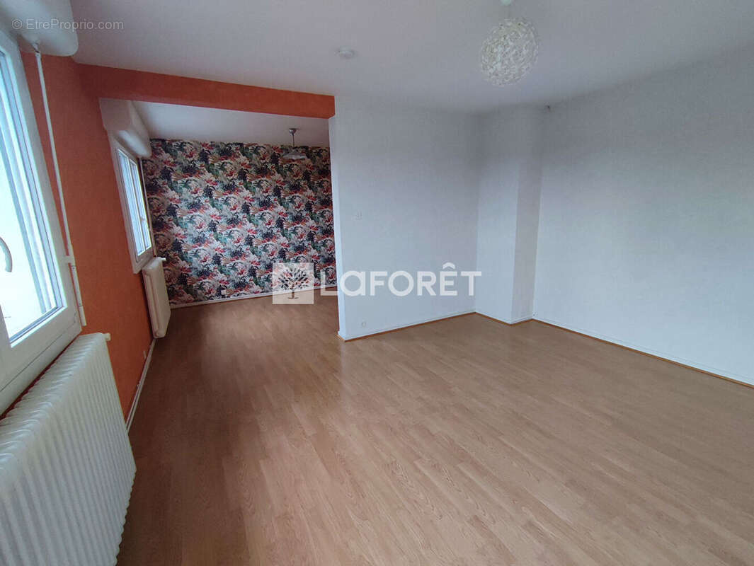 Appartement à ROPPE