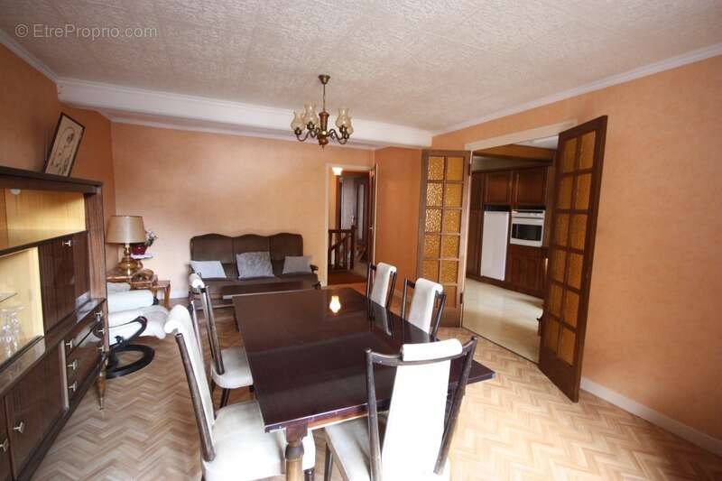 Maison à vendre 5 pièces de 148 m² à CHALEY (01) avec jardin de 436 m² en bordure de la rivière - photo 5