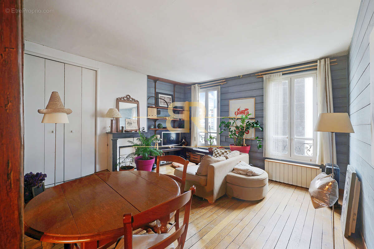 Appartement à PARIS-20E