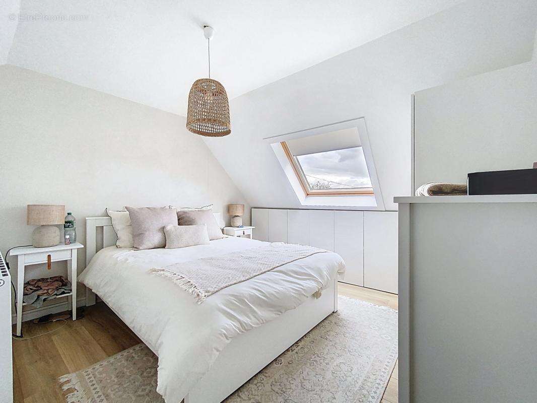 Maison à NEUVILLE-EN-FERRAIN