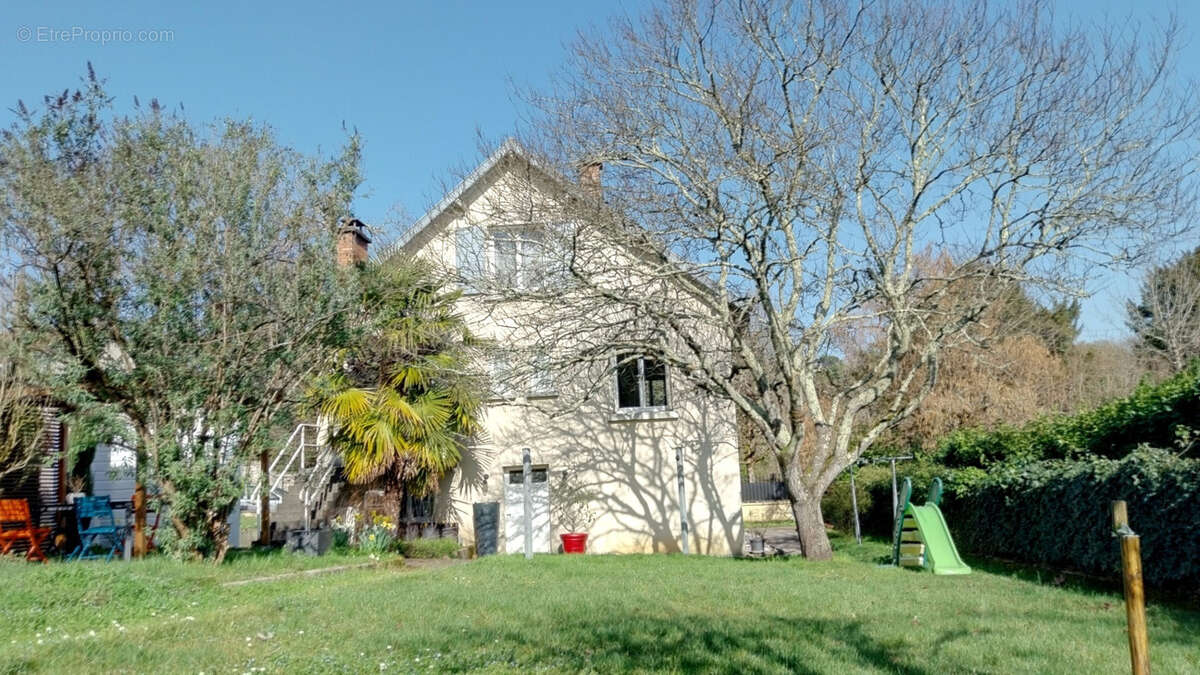 Maison à CHANCELADE