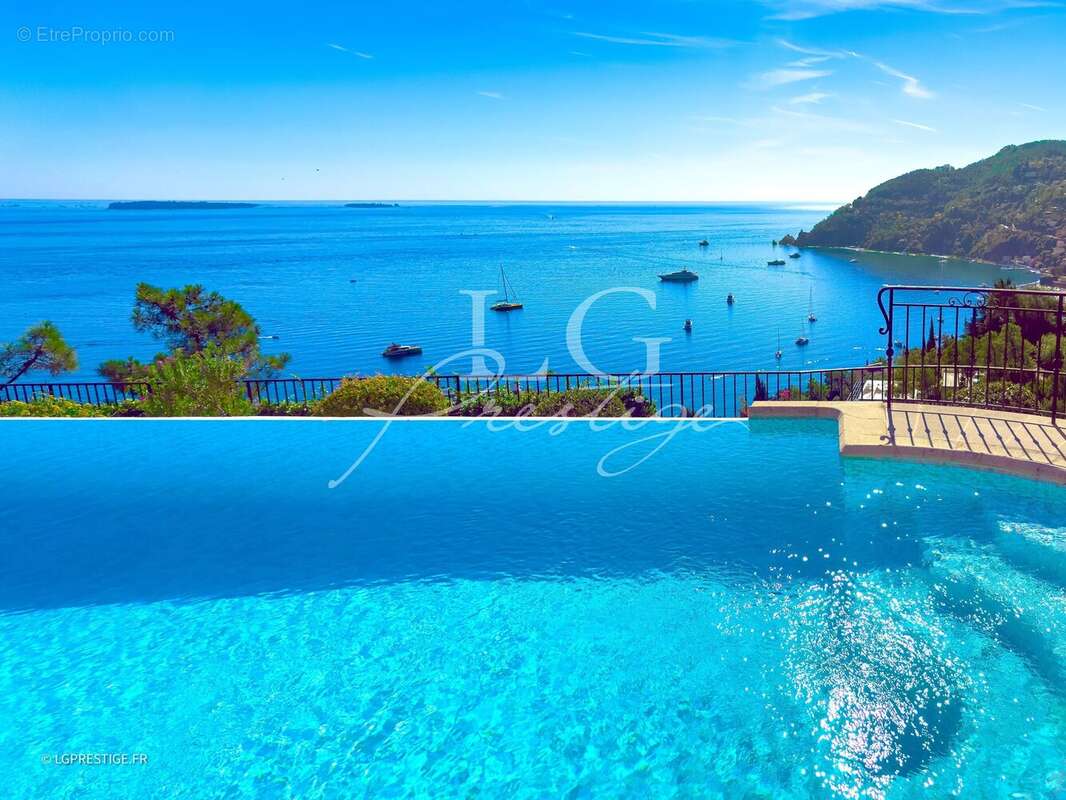 Maison à THEOULE-SUR-MER