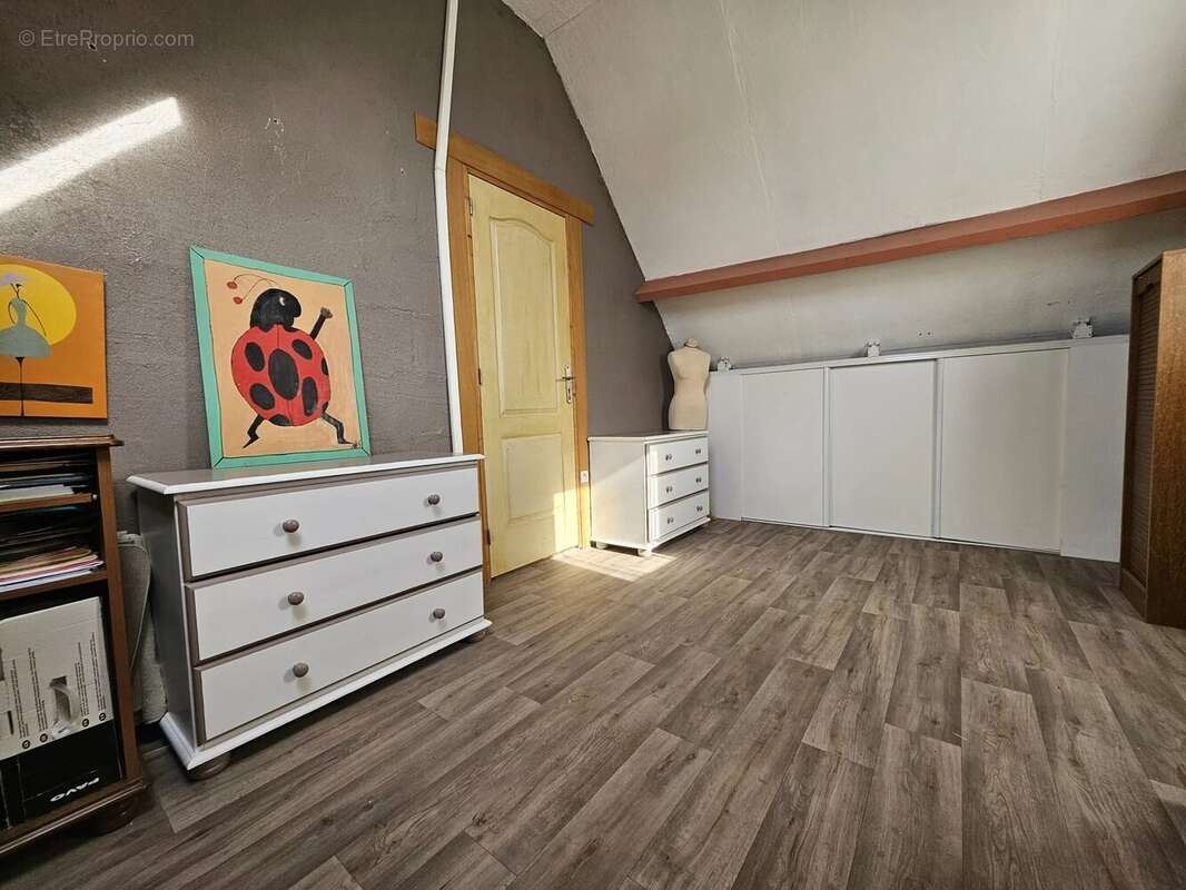 Maison à VAL-DE-REUIL