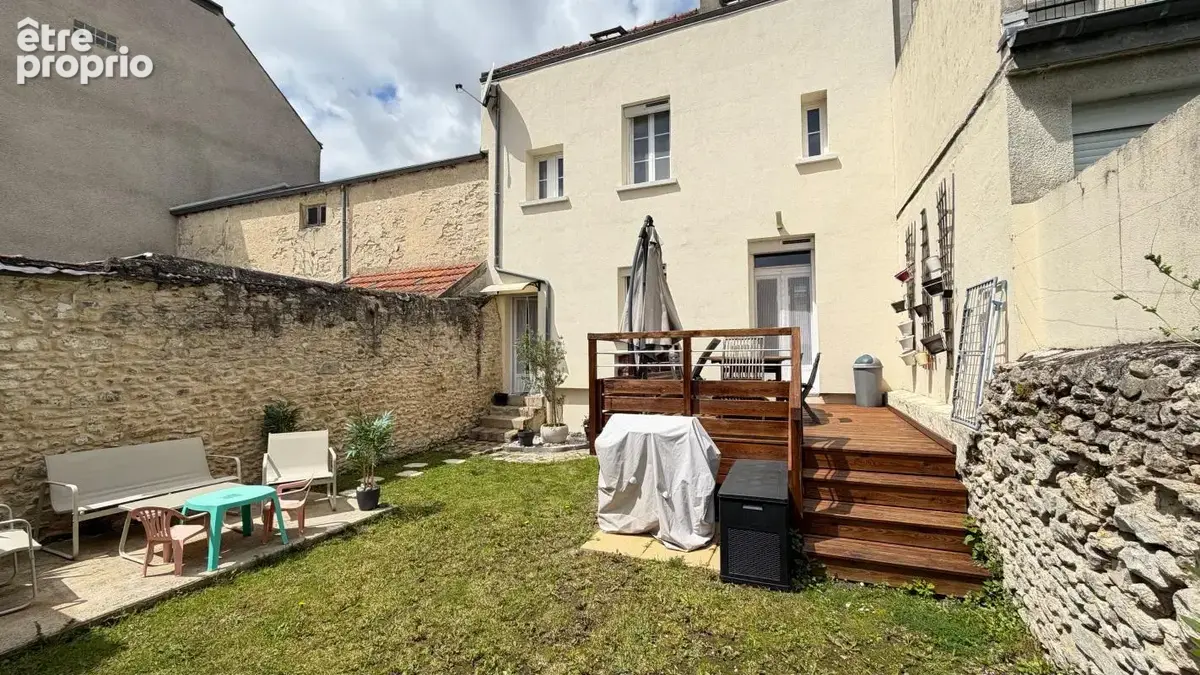 Maison à ETAMPES
