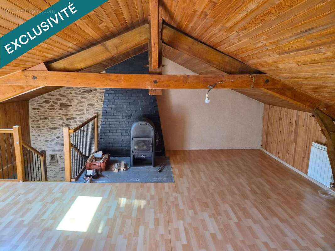 Photo 6 - Maison à BELLENAVES