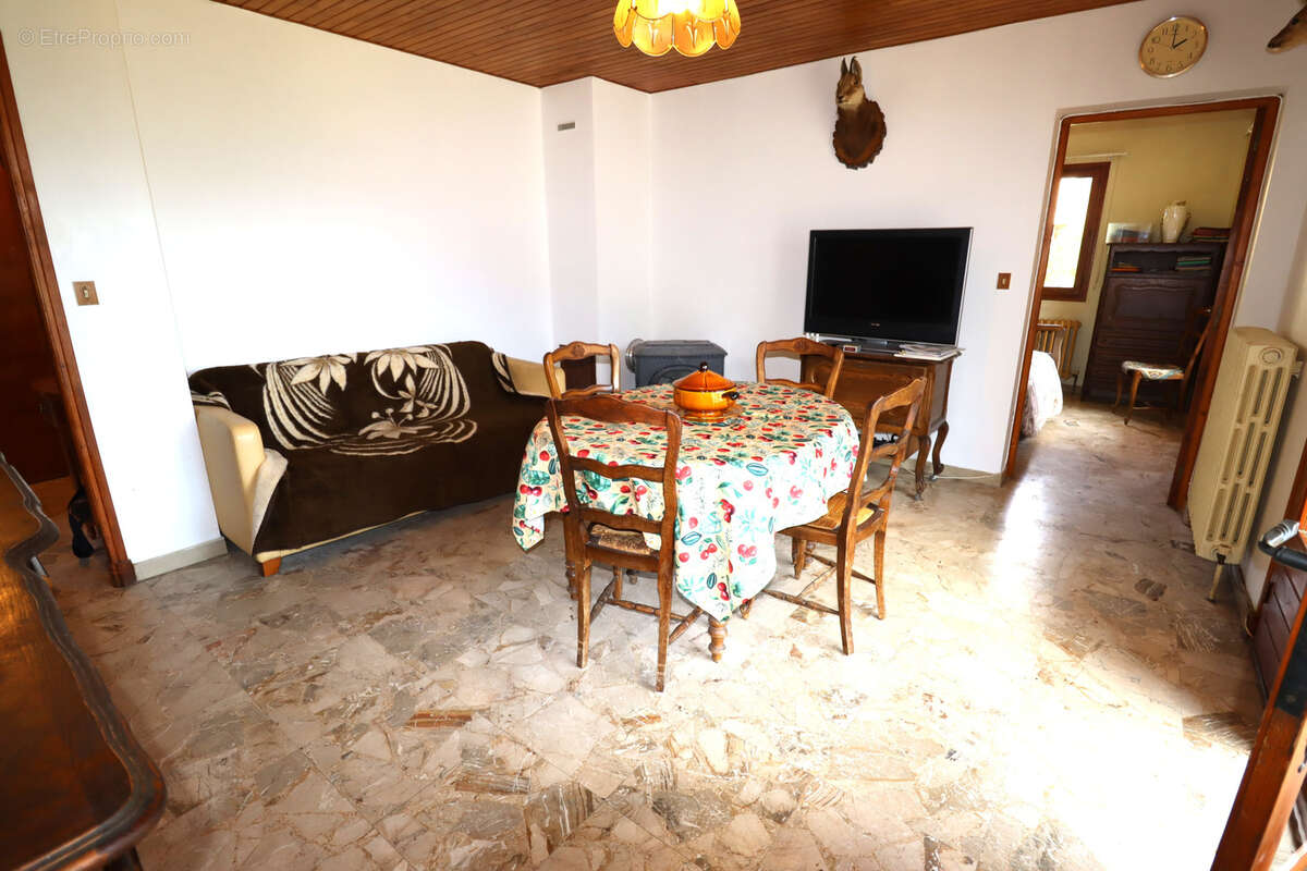 Maison 450 m2 - 4 appartements - photo 18