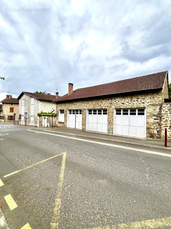 Maison à ROCHECHOUART