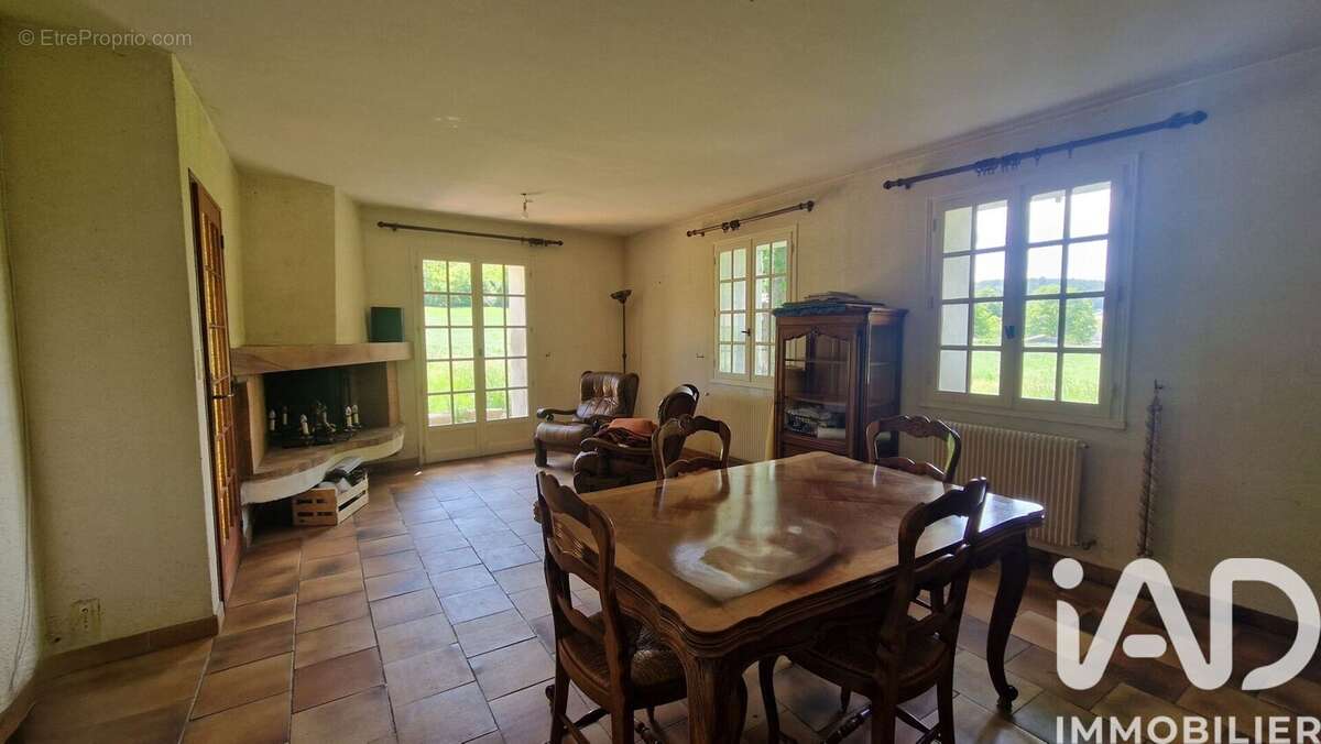 Photo 3 - Maison à RIEZ