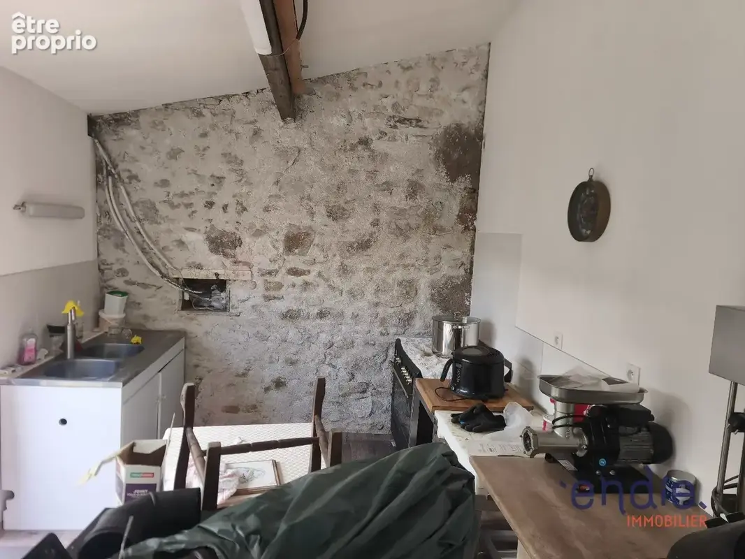 Louroux bourbonnais : maison renovee 5 pieces avec dependances et terrain - photo 17