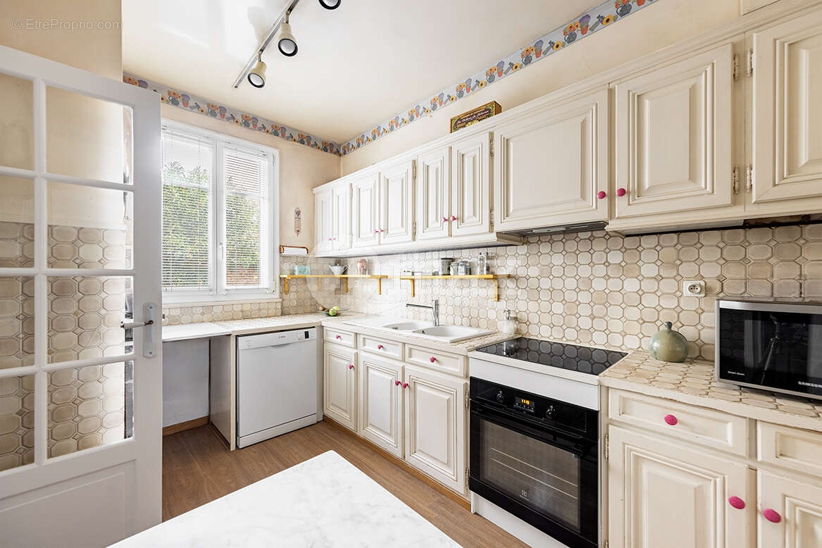 Maison à ASNIERES-SUR-SEINE