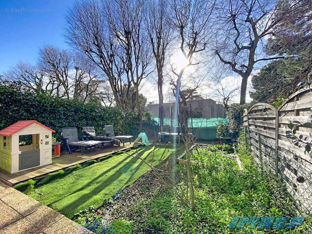 Appartement à MARSEILLE-9E