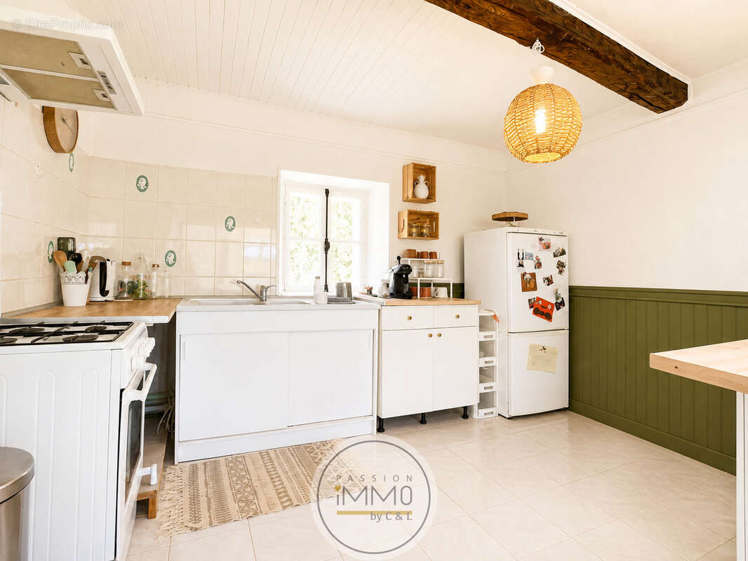 Maison de ville avec studio indépendant, Aubignosc - photo 3