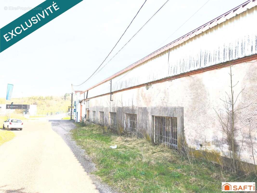 Photo 7 - Commerce à POUSSAY