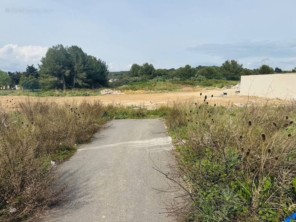 Terrain à PORT-DE-BOUC