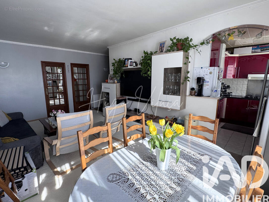 Photo 1 - Appartement à VILLENEUVE-LE-ROI