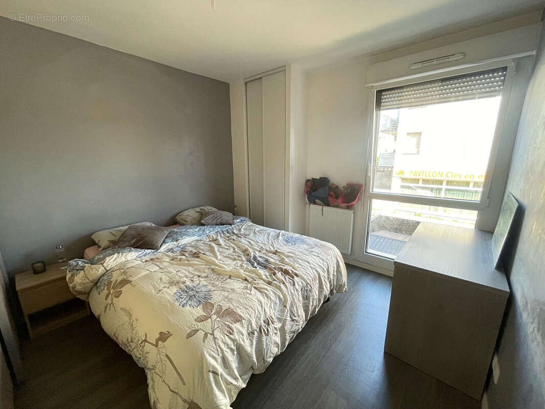 Appartement à SARTROUVILLE