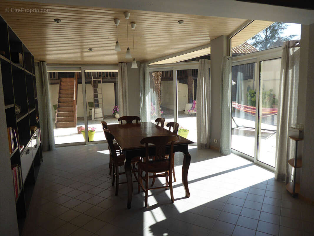Maison à MONTPON-MENESTEROL