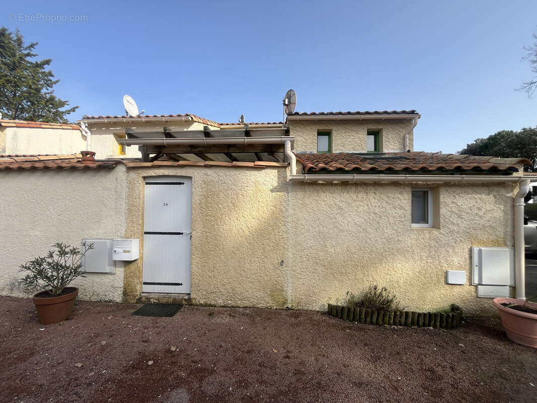 Maison à LES MATHES