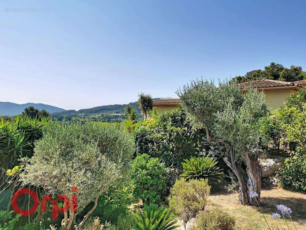 Maison à LA CADIERE-D'AZUR