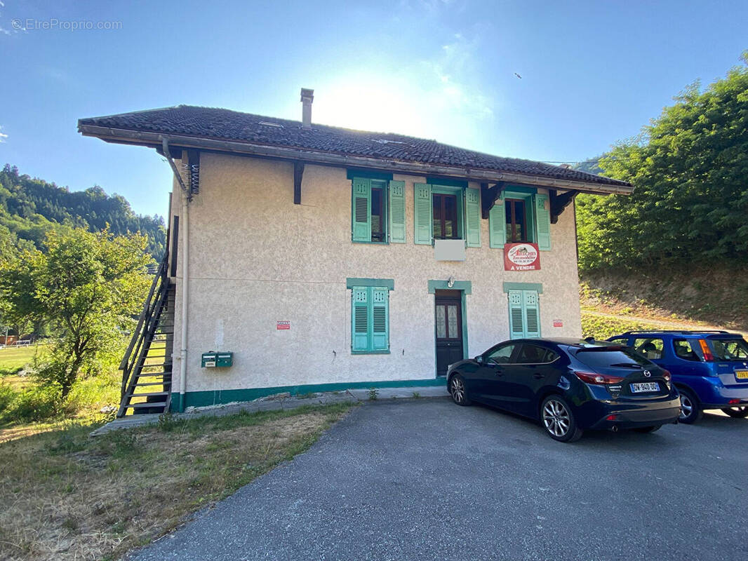 Appartement à QUEIGE