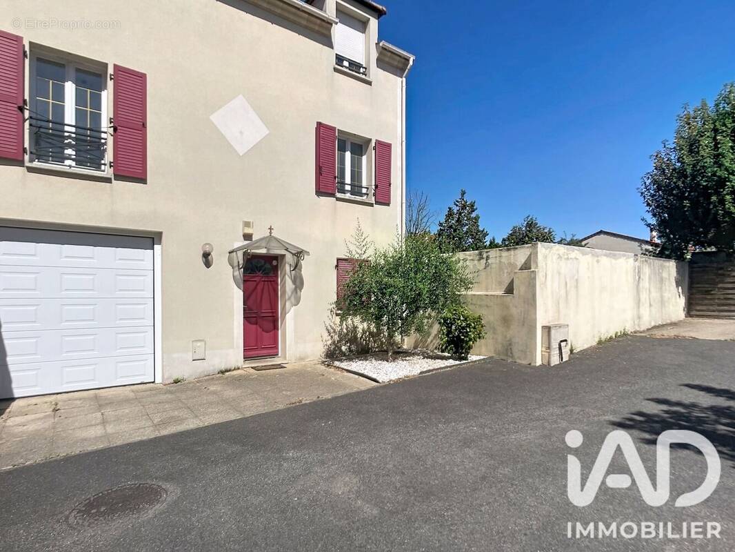 Photo 1 - Appartement à CHAMPIGNY-SUR-MARNE
