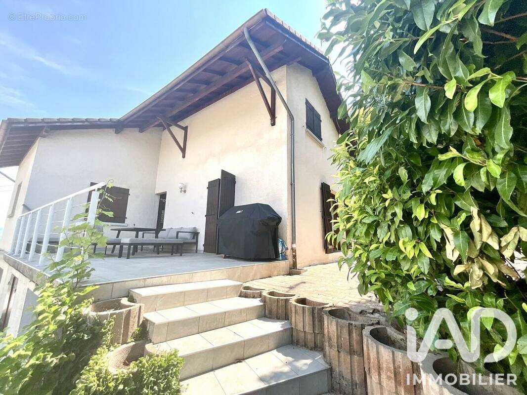 Photo 1 - Maison à FROGES