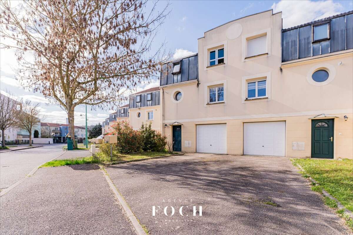 Maison à MALZEVILLE