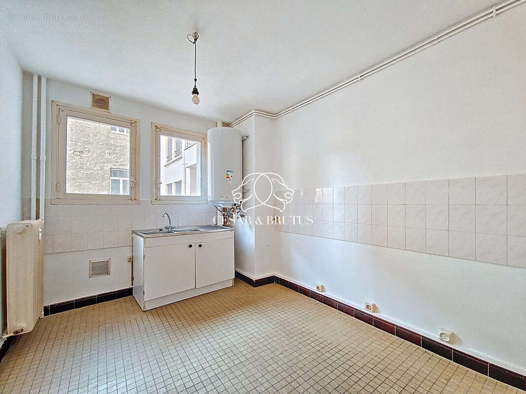 Appartement à LYON-5E