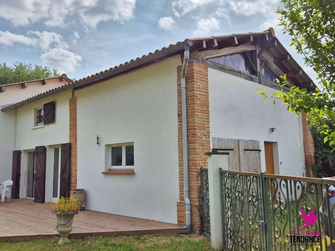 Maison à AUCAMVILLE