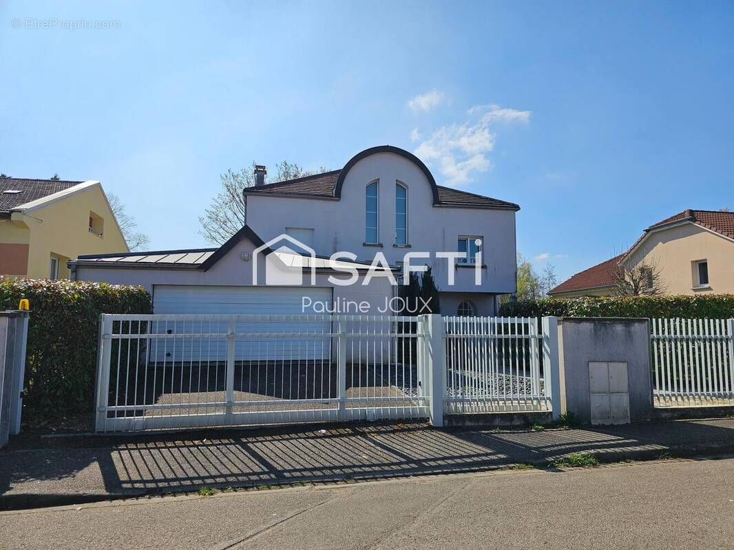 Photo 1 - Maison à MIRECOURT