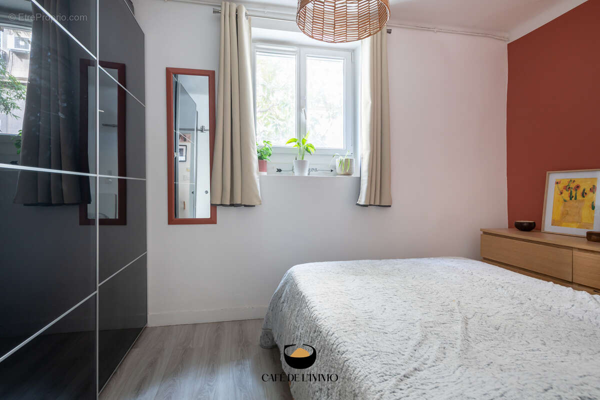 Appartement à MARSEILLE-6E