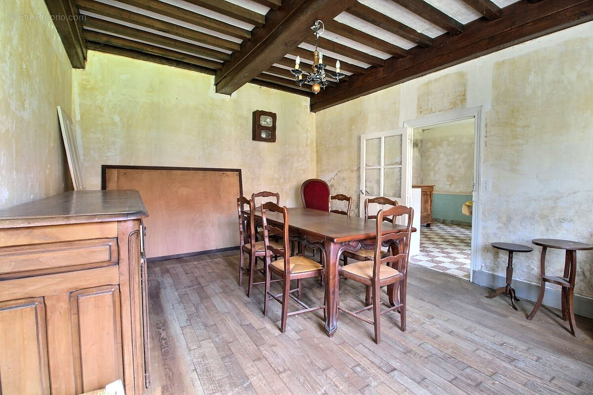 Maison à SANTILLY