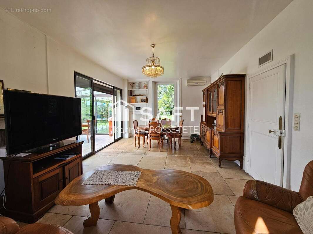 Photo 2 - Maison à MONTBARD