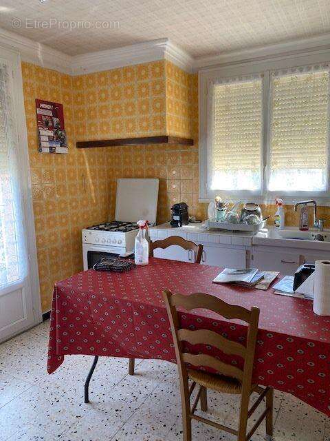 En exclusivite - villa type 4 + studio - grand garage proche du centre - photo 4