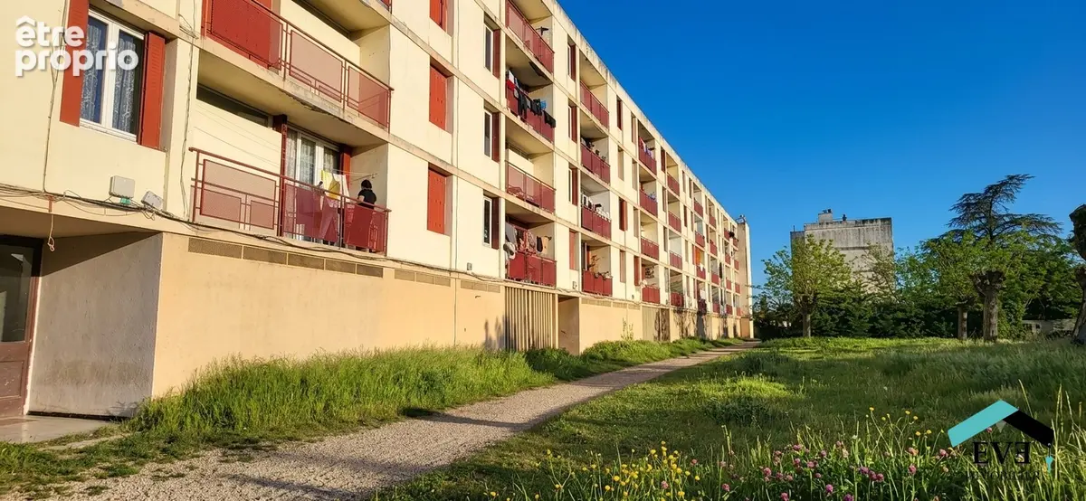 Appartement à LE PEAGE-DE-ROUSSILLON