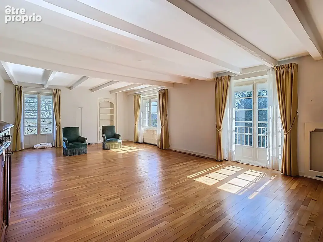 Maison Montigny-le-Roi 10 pièce(s) 355,64 m2 - photo 2