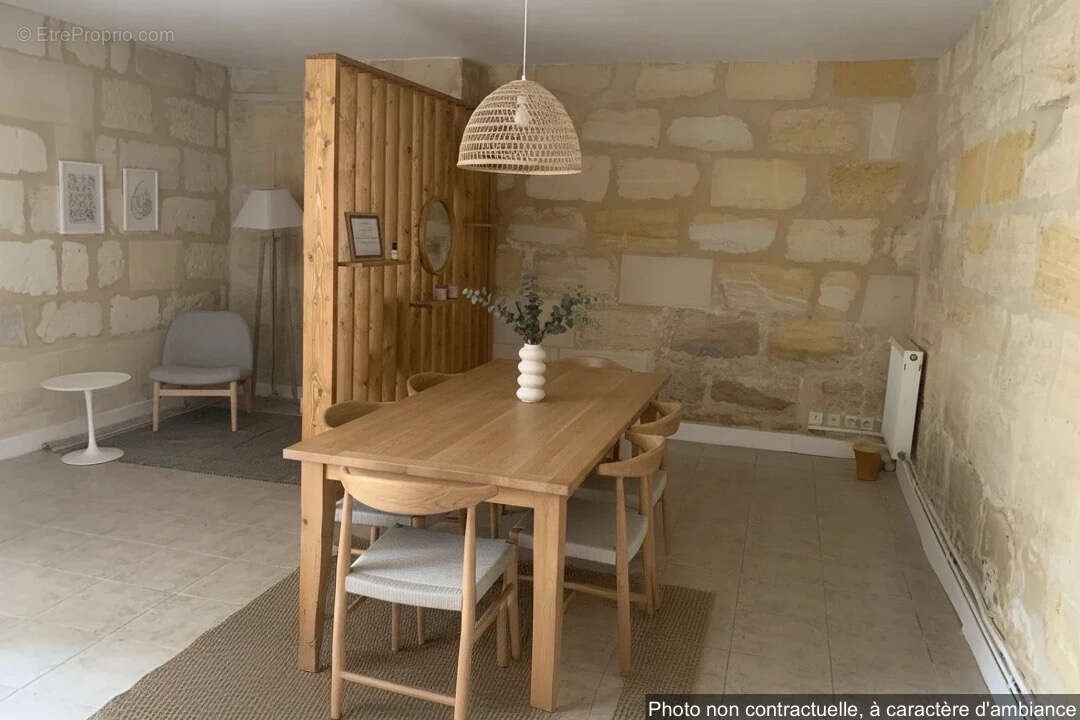 Appartement avec terrasse / Local professionnel     84,61 m2   Centre de Bordeaux - photo 5