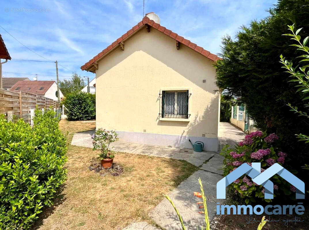 Maison 50 m² à Ozoir-La-Ferriere  - photo 9