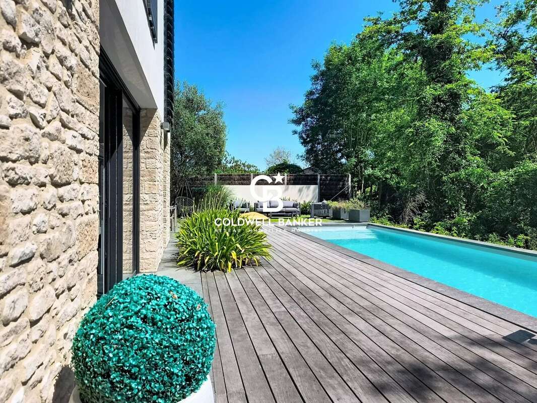 Maison à TALMONT-SAINT-HILAIRE