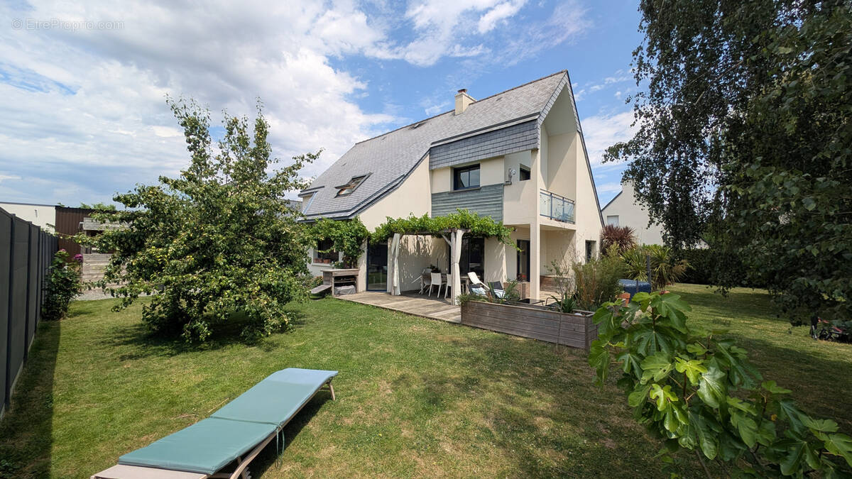 Maison à JANZE