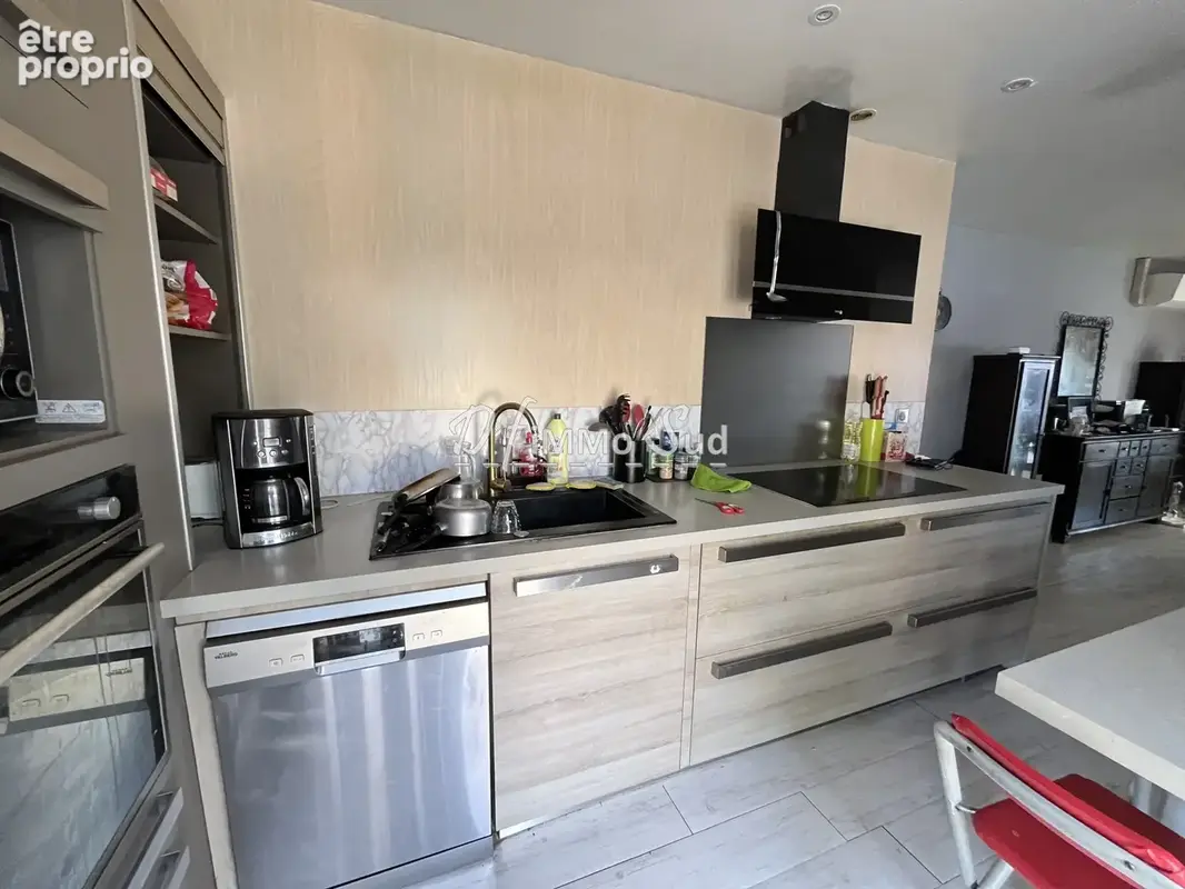Maison T4 PLAIN PIED avec garage, extérieur et piscine vue sur la cité de Carcassonne - photo 12