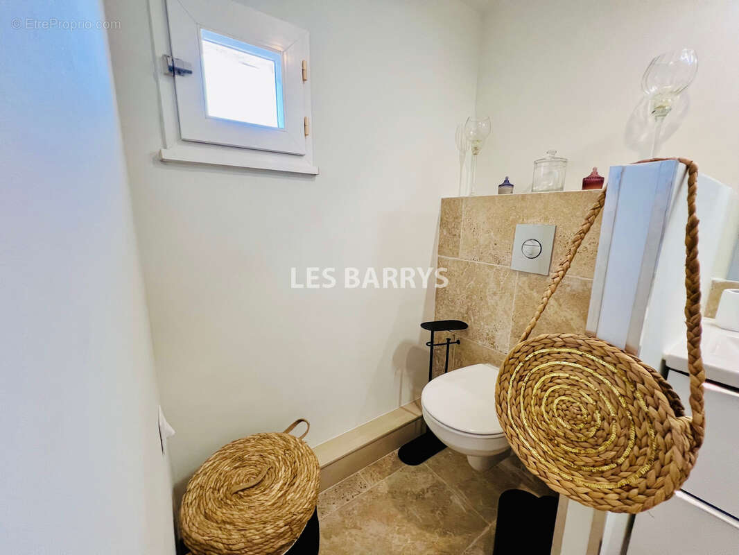 Appartement à COGOLIN