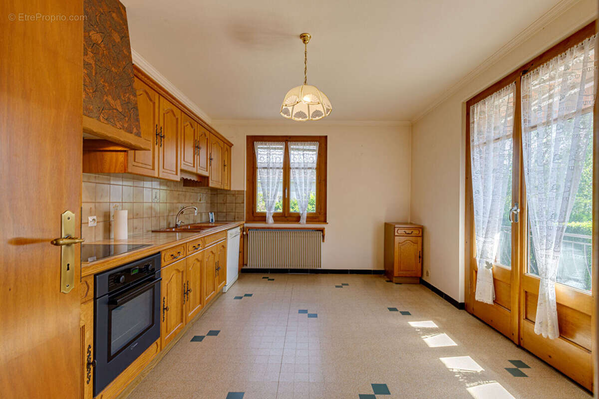 Maison Cranves Sales 4 pièces 86.18m² sur 1603m² de terrain - photo 5