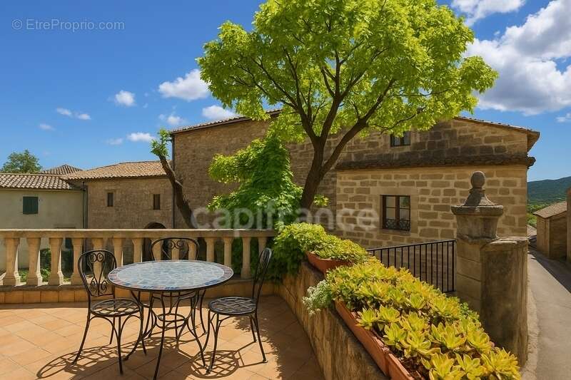 Dpt Gard (30), à vendre UZES propriete P14 de 548 m² - Terrain de 830,00 m² - photo 4