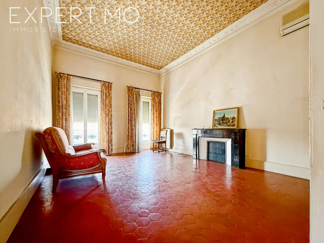 Appartement à LUNEL