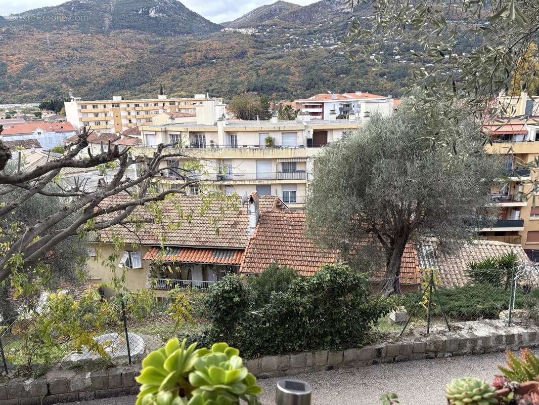 Appartement à SAINT-MARTIN-DU-VAR