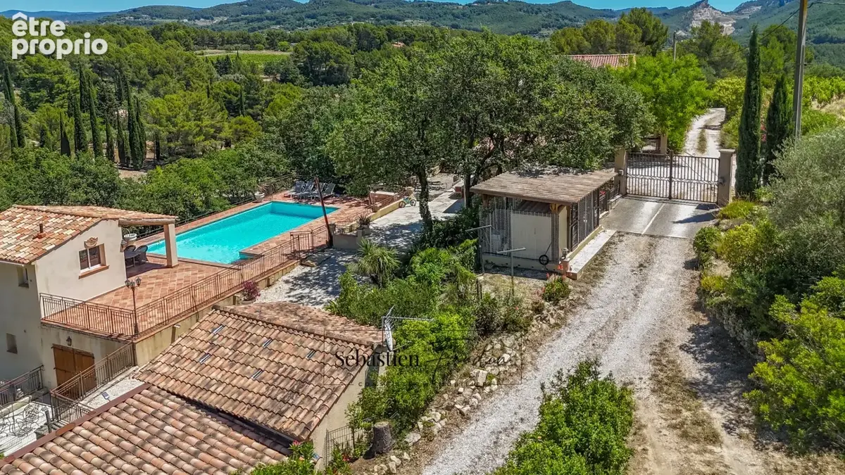 Maison à vendre 8 pièces LA CADIERE D'AZUR (83) - 2 logements - grande piscine - vue panoramique - grande parcelle - calme - nom - photo 36