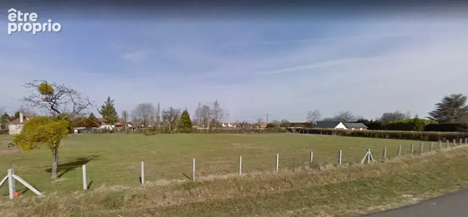 Terrain à LE CHESNE